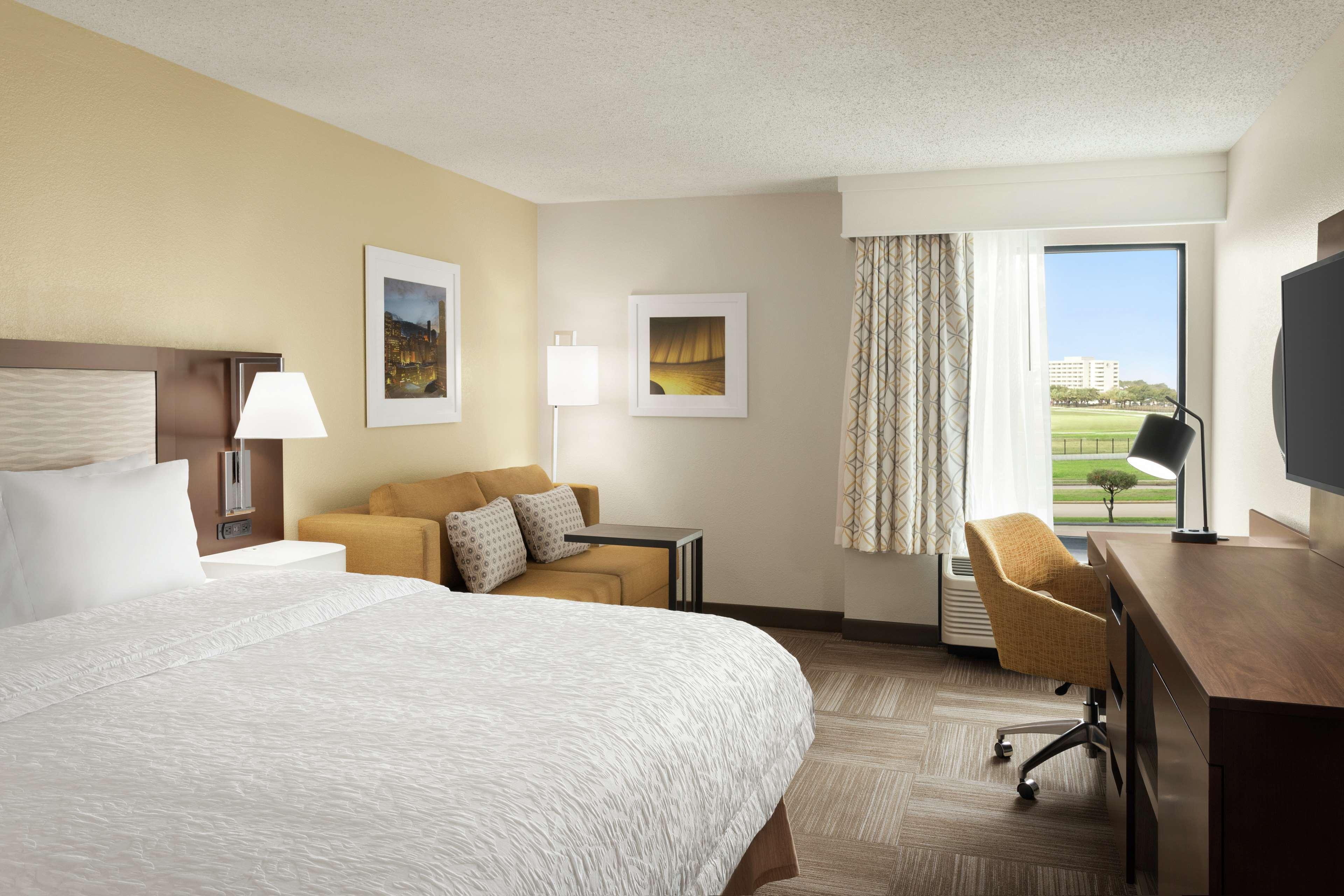 Hampton Inn Houston Hobby Airport Exterior foto