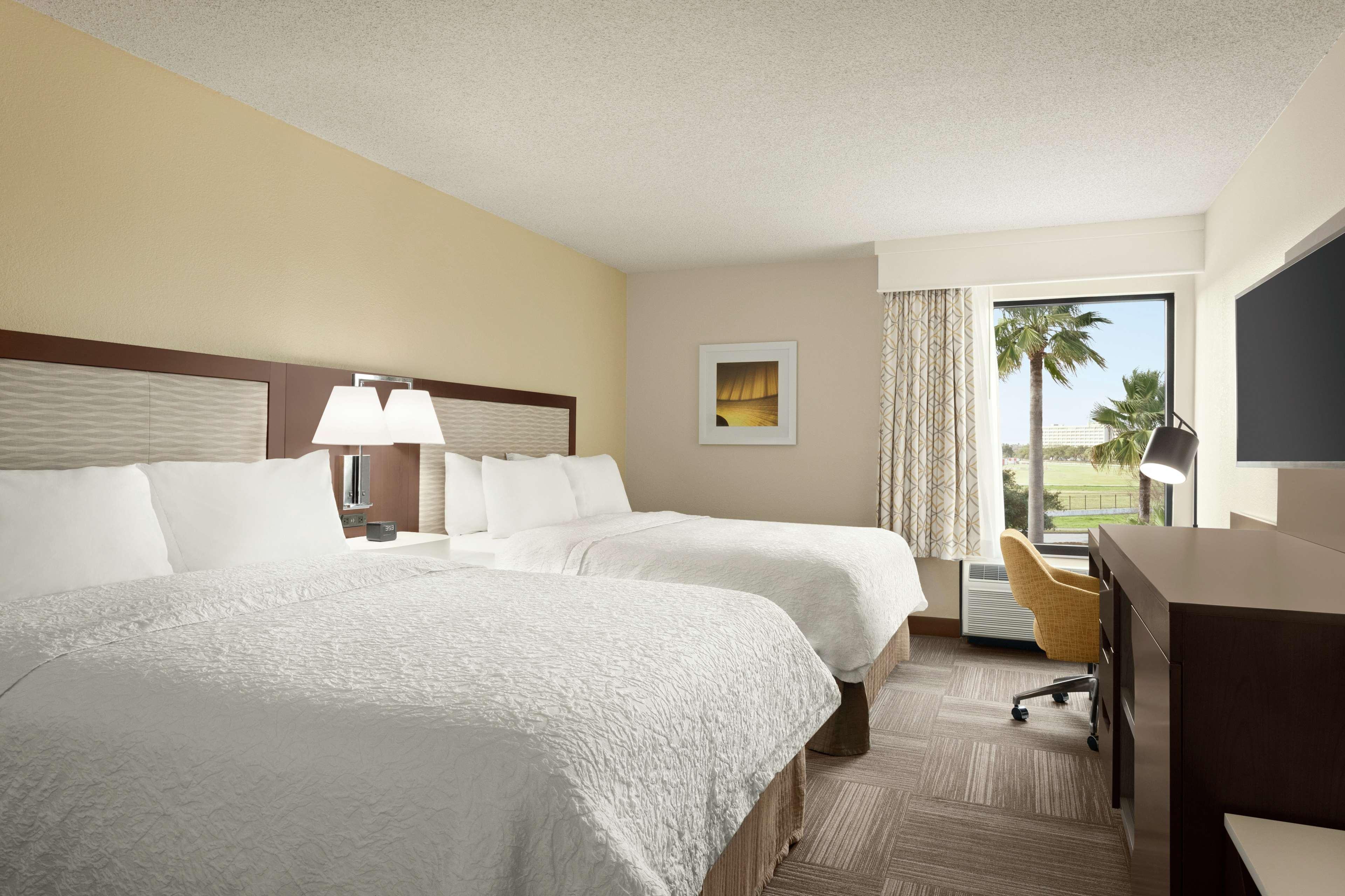 Hampton Inn Houston Hobby Airport Exterior foto