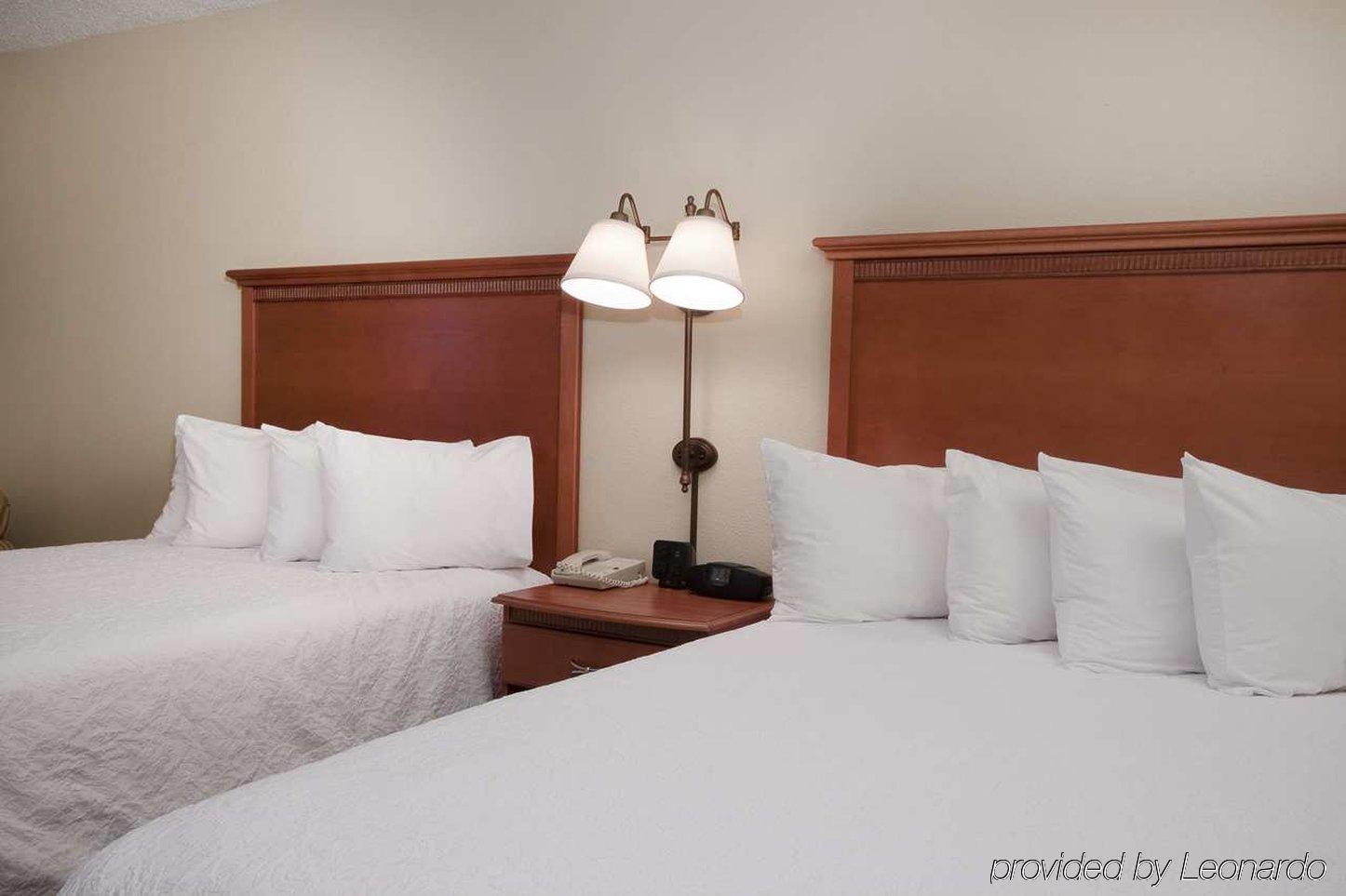 Hampton Inn Houston Hobby Airport Exterior foto